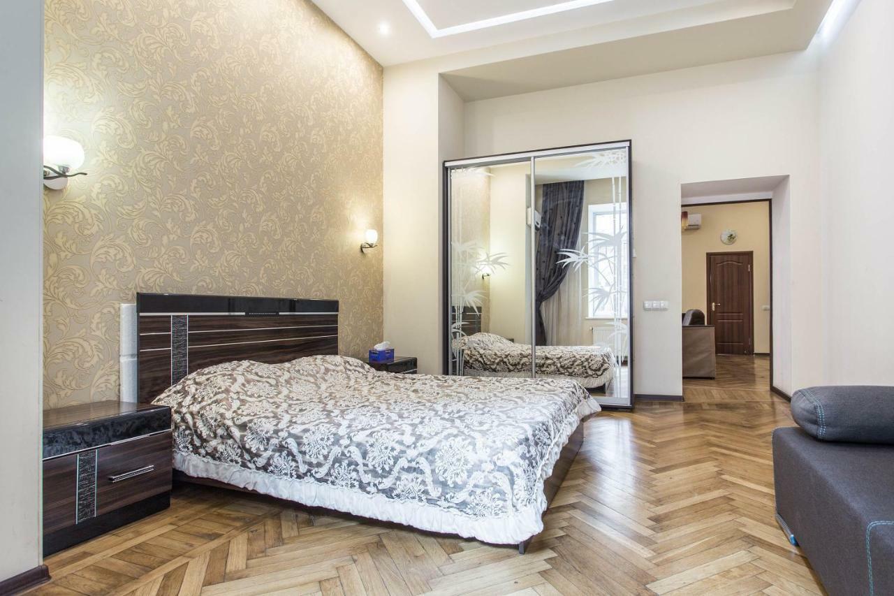 Odessa 3Bedroom Deribas Apartment Екстериор снимка