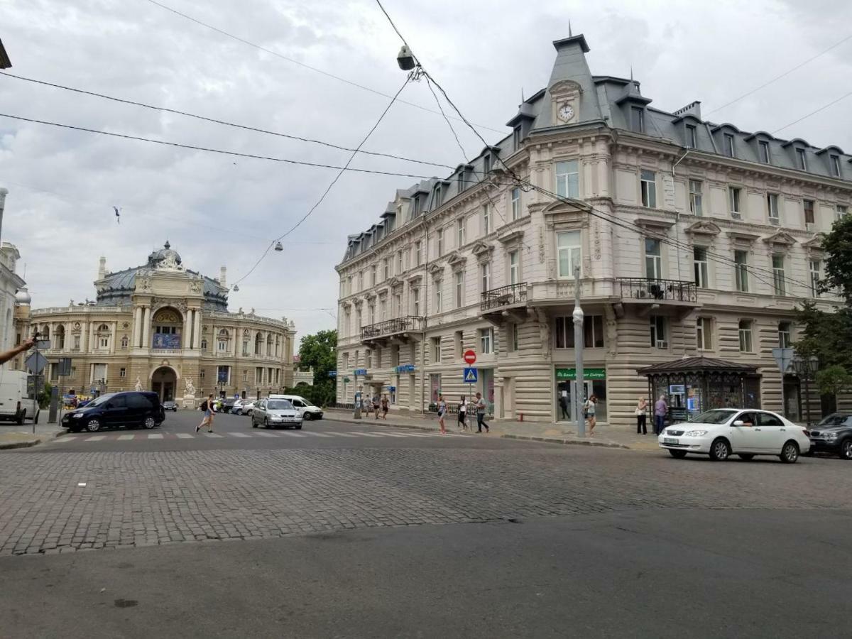 Odessa 3Bedroom Deribas Apartment Екстериор снимка